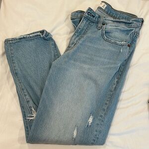 NWOT Abercrombie jeans. Size 4/27. Boyfriend mid rise